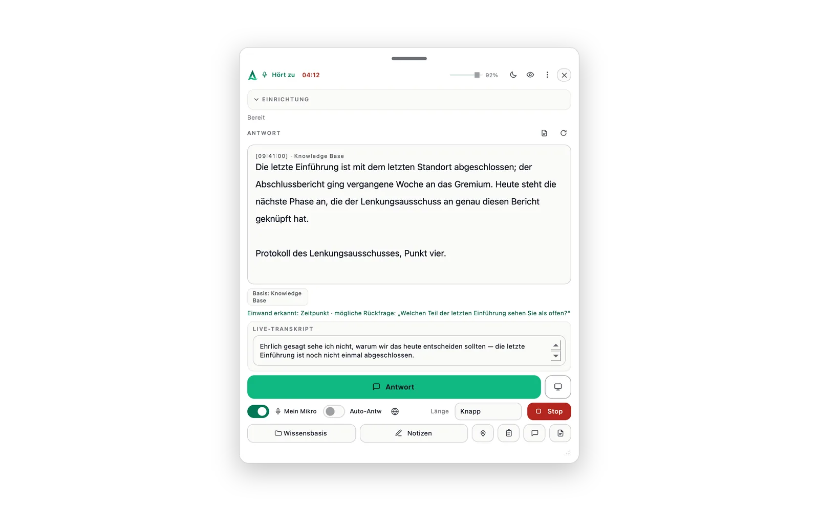 Der Live-Assistent beantwortet eine hinterfragte Rollout-Zahl aus den Lenkungskreis-Unterlagen und nennt die Quelle